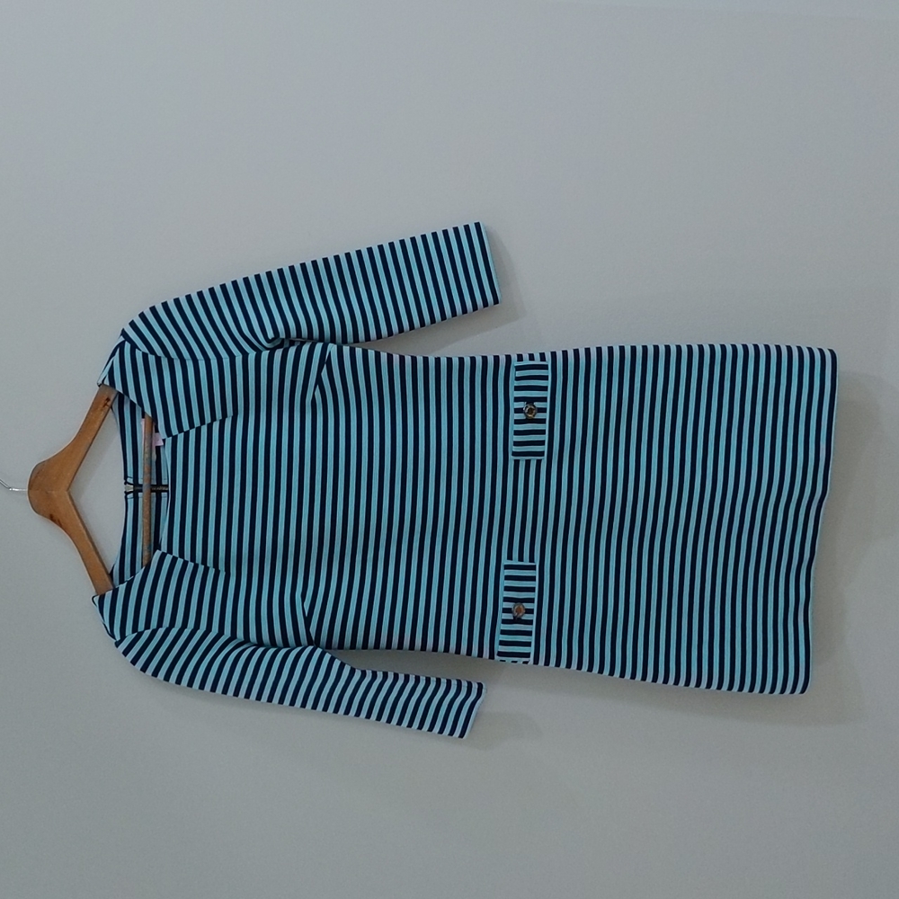 Cute Dress! Lilly Striped 3/4 sleeve dress! Classic! XS